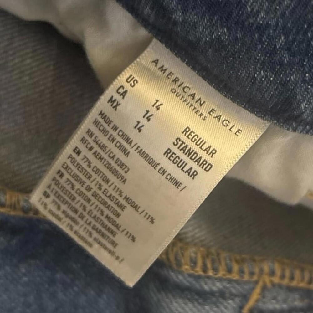 American Eagle Outfitters Light Blue Straight Leg Ripped Jeans - Picture 9 of 9
